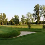 Ensana Splendid فندق بييشتِني