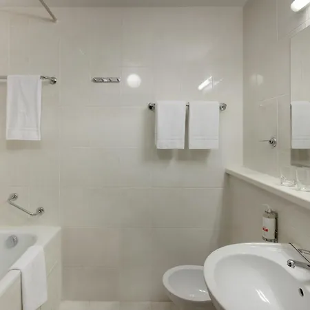 Hotel Ensana Splendid Piest'any