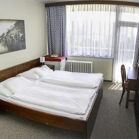 Ensana Splendid Piest'any