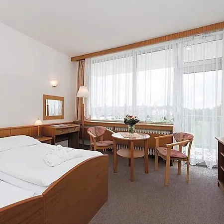 Ensana Splendid Szálloda 3*