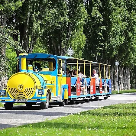 Ensana Splendid Szálloda 3*