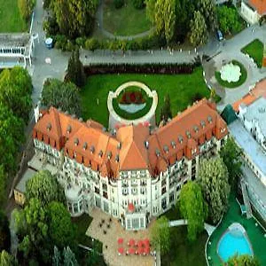 Ensana Splendid Hotel Piest'any